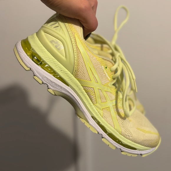 ASICS Gel-Nimbus 22 Running Shoes - Picture 4 of 7